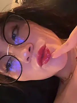 ValentinaOrtiz3 online show from 06.25.26