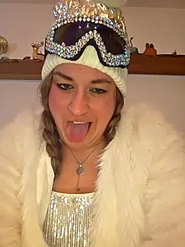 justtess online show from 02.15.26