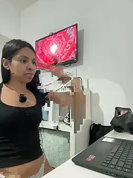 Snapshot of Valeedoll chatting on 02.13.26 Valeedoll online show from 02.13.26