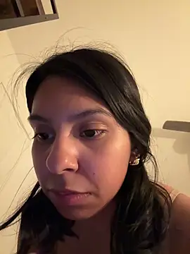 Snapshot of Valeedoll chatting on 03.06.26 Valeedoll online show from 03.06.26