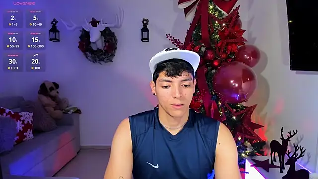 Snapshot of _JacobMiller__ chatting on 12.23.25 JacobMiller online show from 12.23.25