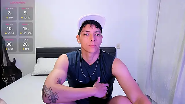 Snapshot of _JacobMiller__ chatting on 03.11.26 JacobMiller online show from 03.11.26