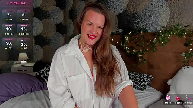 kamilla   moon online show from 02.25.25