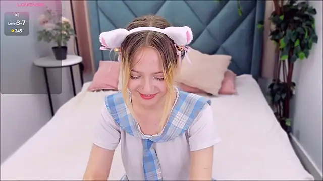 SweetieAngela online show from 02.25.25