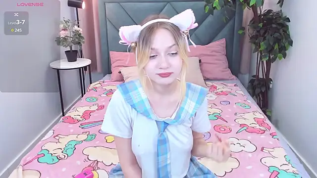 SweetieAngela online show from 03.05.25