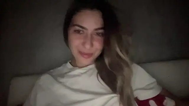 sarrah rossy online show from 11.08.25