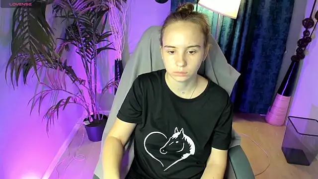 Lika 0ne online show from 10.09.25