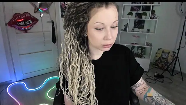 HoneySallyMoore online show from 02.27.26