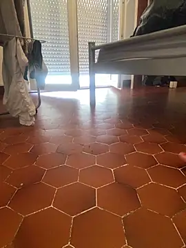 BRUNEETBARBU online show from 10.22.25