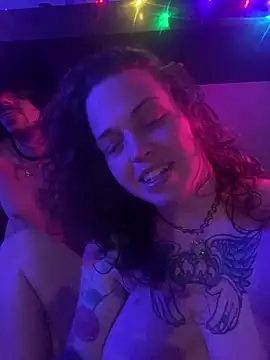 Snapshot of favoritestepsis chatting on 10.03.25 favoritestepsis online show from 10.03.25