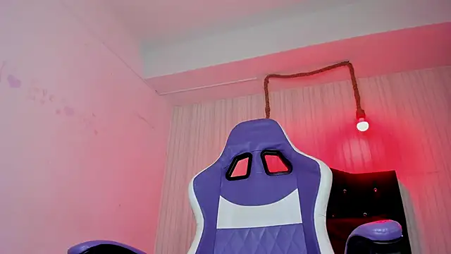 Snapshot of nicky_angel1 chatting on 10.25.25 nicky angel1 online show from 10.25.25