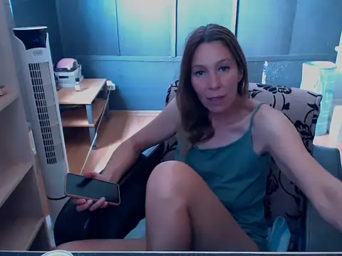 Snapshot of hannaha chatting on 06.10.26 hannaha online show from 06.10.26