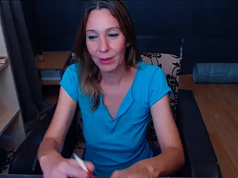 Snapshot of hannaha chatting on 07.25.26 hannaha online show from 07.25.26