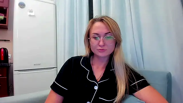 your Goddess Eva online show from 09.22.25