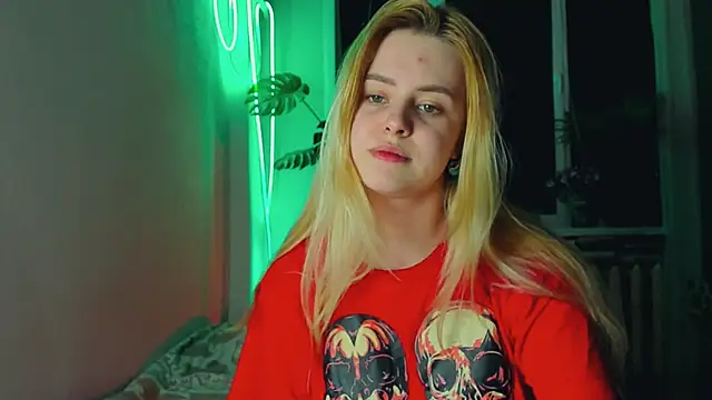 Alexa Pirs online show from 03.06.25