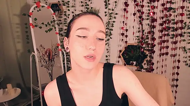 Snapshot of Smoke_of_soul_ chatting on 03.08.25 Smoke of soul  online show from 03.08.25