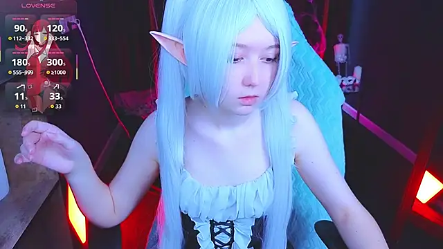 MizukiNoYoru online show from 10.31.25