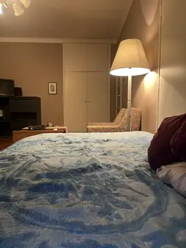 Snapshot of Budibudi5 chatting on 02.13.26 Budibudi5 online show from 02.13.26