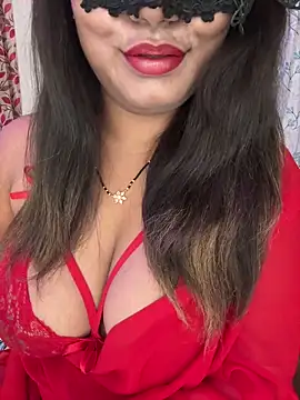 WifyHubby 38 online show from 10.31.25