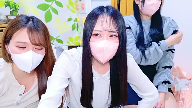 Snapshot of mao_maochan chatting on 10.16.25 mao maochan online show from 10.16.25