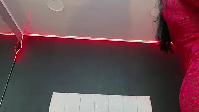 Snapshot of MariamLaraa chatting on 09.15.25 MariamLaraa online show from 09.15.25