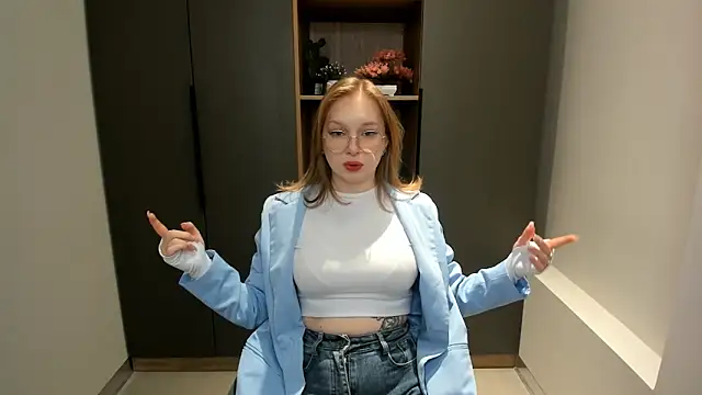 EdlaHames online show from 02.16.25