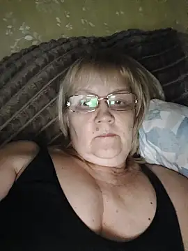 Snapshot of Violet5364 chatting on 03.27.26 Violet5364 online show from 03.27.26