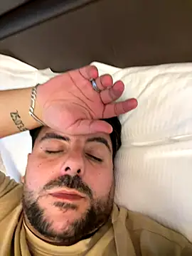 Sex-10-10 online show from 10.31.25