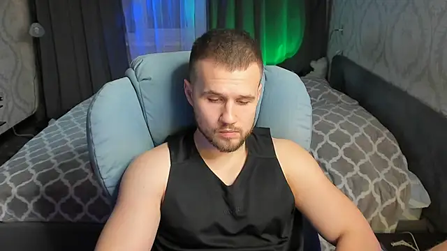 Snapshot of Vladik_b chatting on 03.07.25 Vladik b online show from 03.07.25