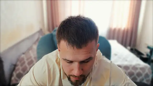 Snapshot of Vladik_b chatting on 03.02.26 Vladik b online show from 03.02.26