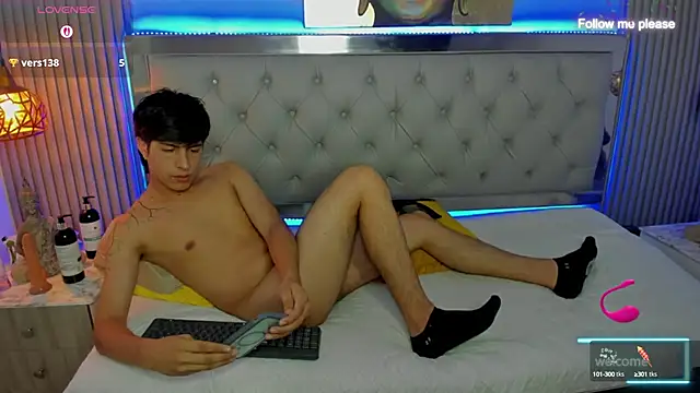 Estiv18  online show from 09.29.25