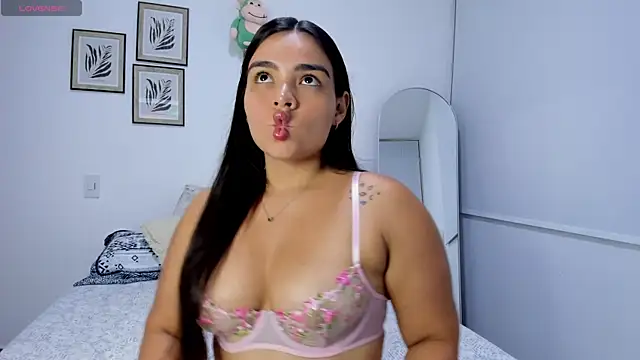 sarita bigbooty  online show from 06.17.26