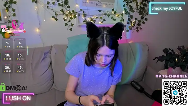 Snapshot of Chio_Mio chatting on 09.17.25 Chio Mio online show from 09.17.25