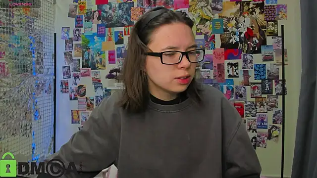 Chio Mio online show from 10.18.25