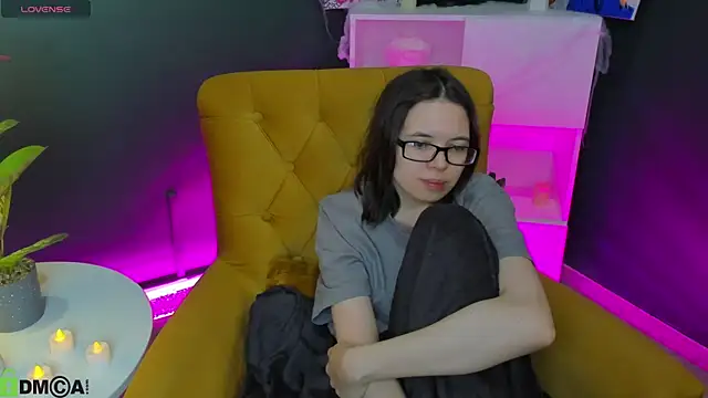 Chio Mio online show from 10.29.25