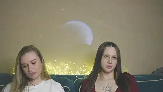 girlstirp online show from 03.10.25
