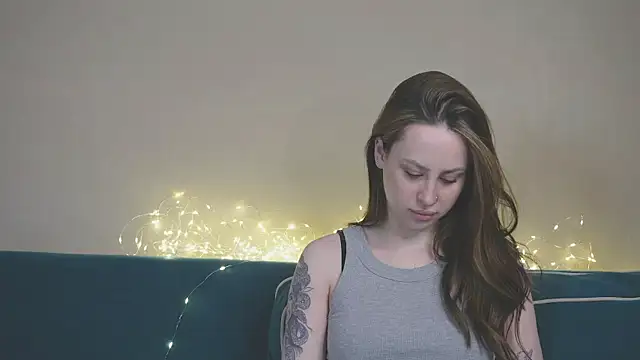 girlstirp online show from 03.11.25