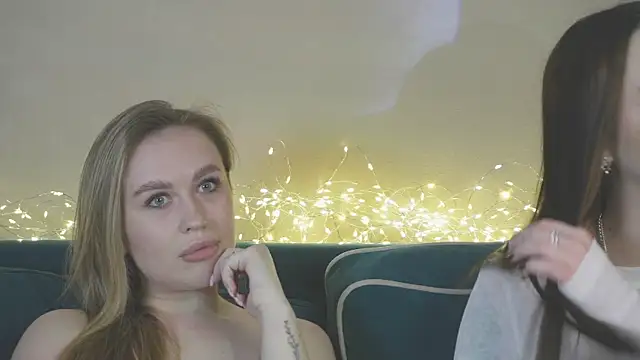 girlstirp online show from 03.12.25