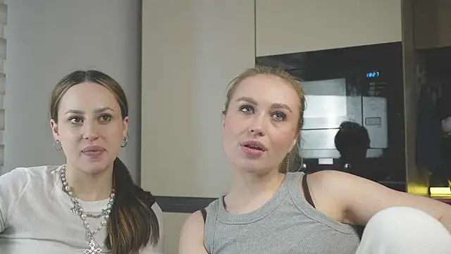 girlstirp online show from 03.14.25
