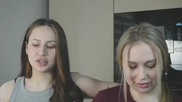 girlstirp online show from 03.16.25