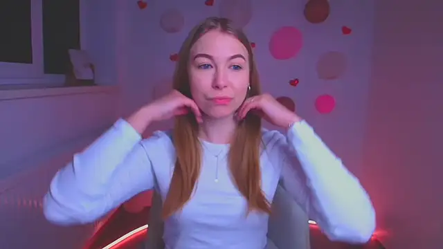 Snapshot of Dana_flowers chatting on 03.02.25 Dana flowers online show from 03.02.25