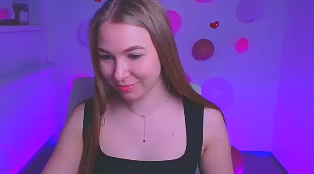 Snapshot of Dana_flowers chatting on 03.07.25 Dana flowers online show from 03.07.25