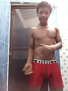 Snapshot of Bichorro chatting on 02.18.26 Bichorro online show from 02.18.26