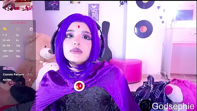 persephonee  online show from 02.16.25