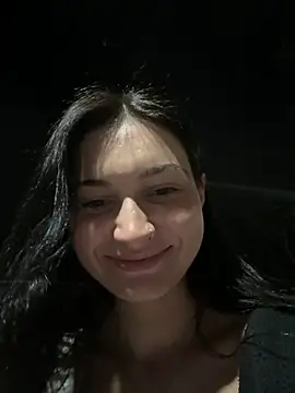 lunalovelee online show from 10.12.25