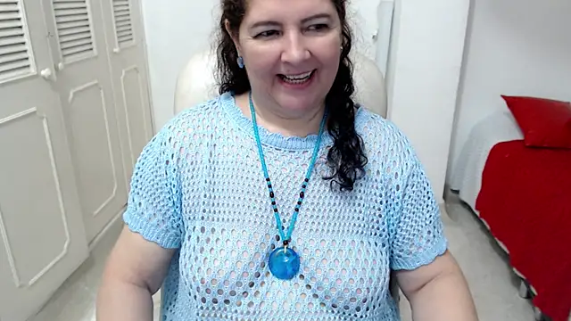 Snapshot of leonela_69 chatting on 06.20.26 leonela 69 online show from 06.20.26