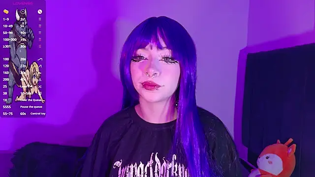 Snapshot of purplelilith3 chatting on 06.23.26 purplelilith3 online show from 06.23.26