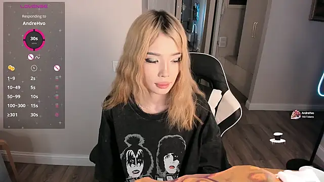 Pakk Minni online show from 02.28.25