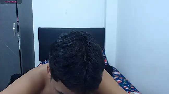 David Gil19 online show from 03.19.25