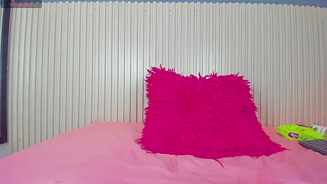 Aida-nicolle online show from 03.13.25